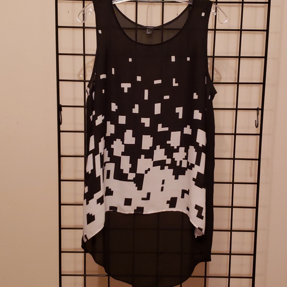 Forever 21 hi-low tank sz L